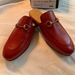 Gucci Princetown mule slides red